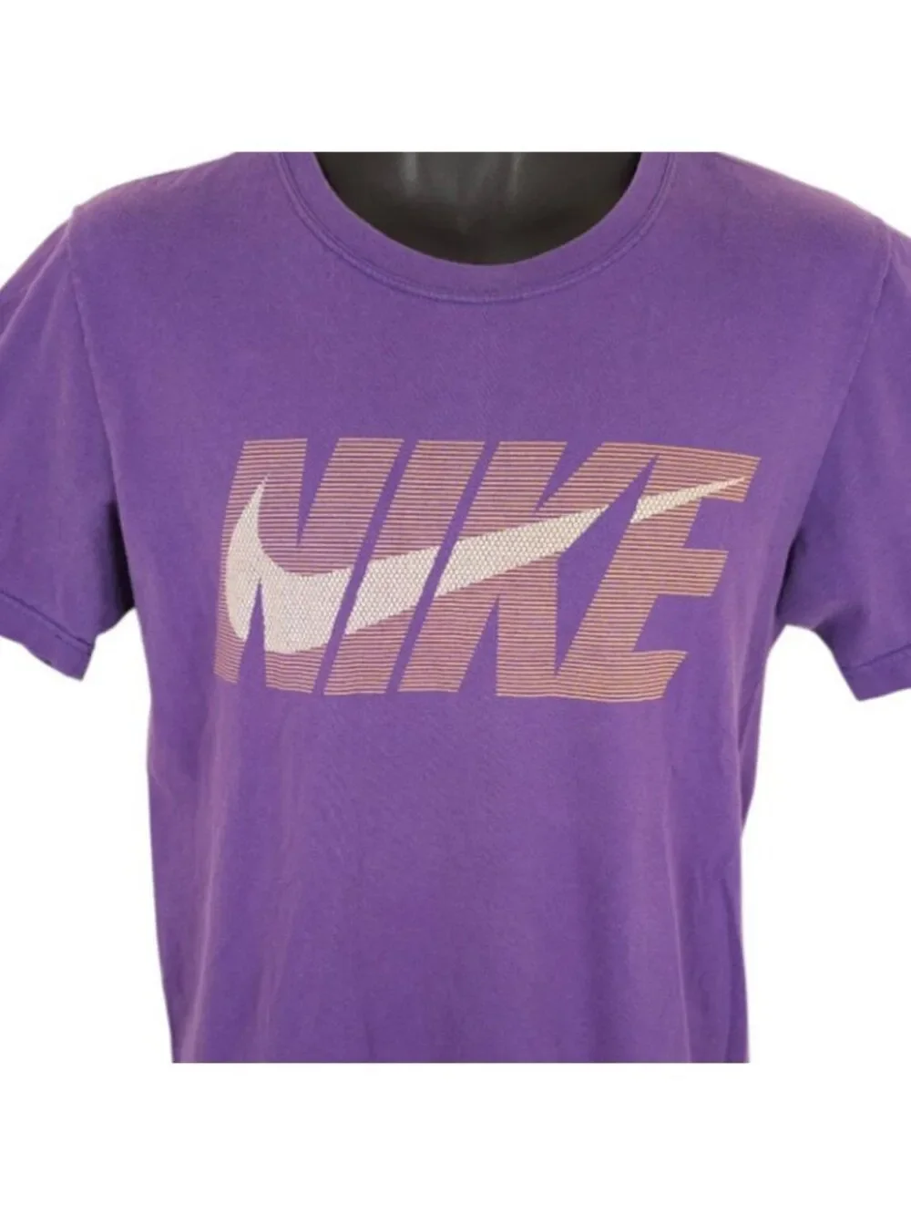 Nike T Shirt Mens Size Small Purple Regular Fit Sportswear